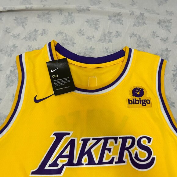NBA Los Angeles Lakers Icon Edition Nike Jersey James #23 Jersey - Picture 4 of 6